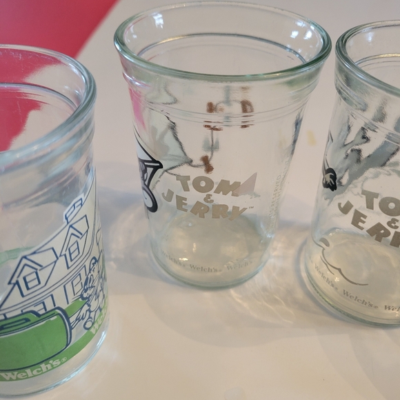 VINTAGE 1990 WELCH'S GLASSES - Picture 6 of 7